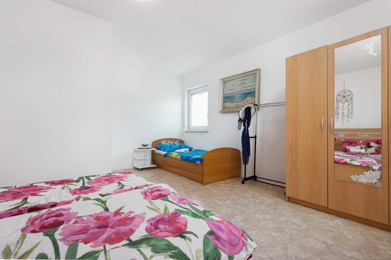 Haus Delphin Daire Poreč Dış mekan fotoğraf