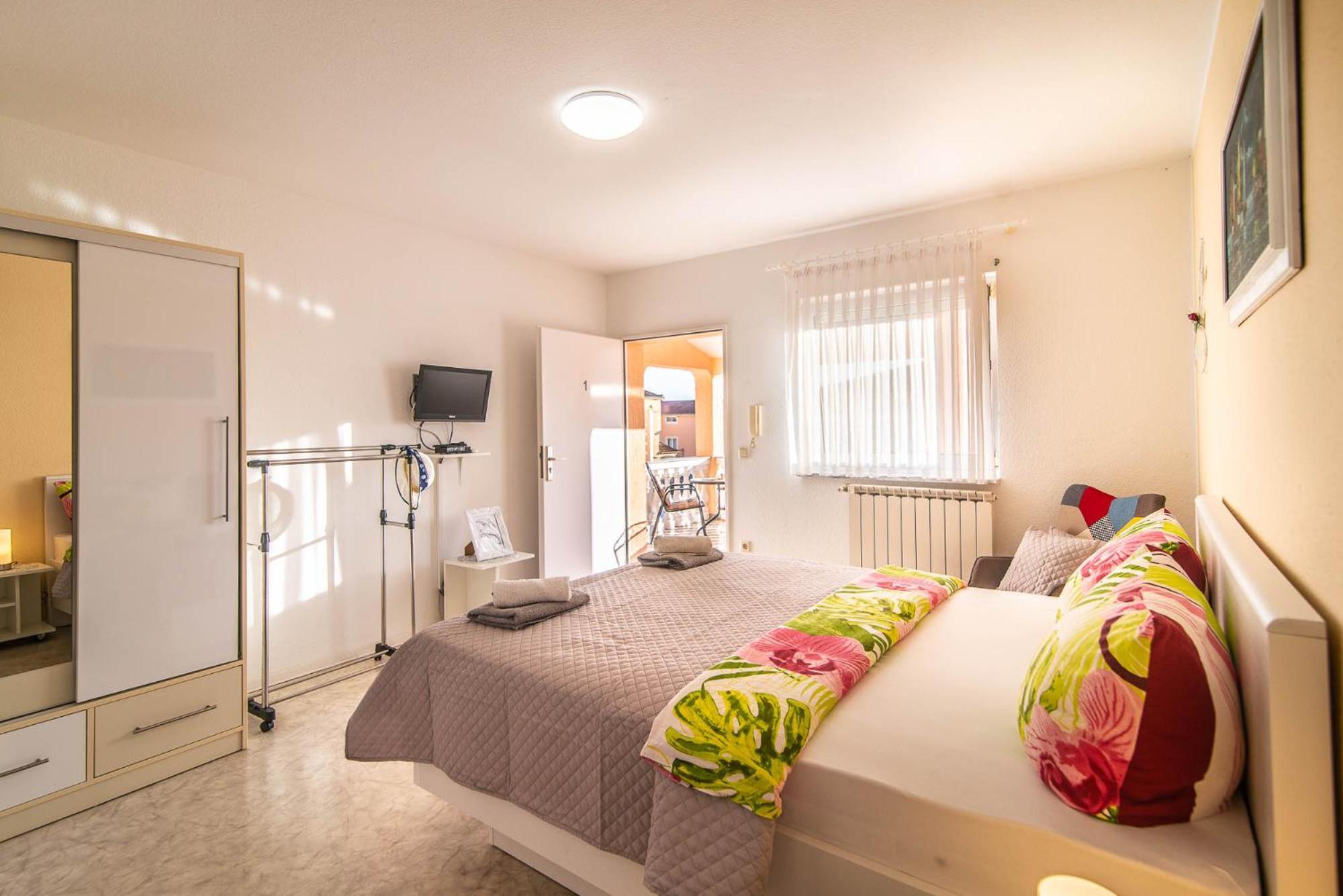 Haus Delphin Daire Poreč Dış mekan fotoğraf
